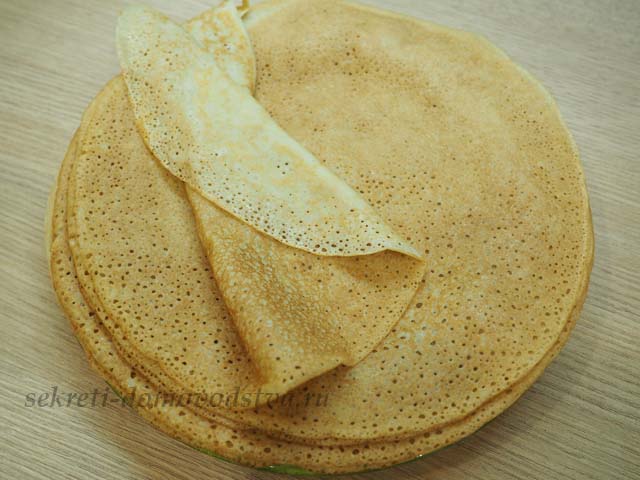 Блинчики на кипятке — рецепт тонких заварных блинов с дырочками