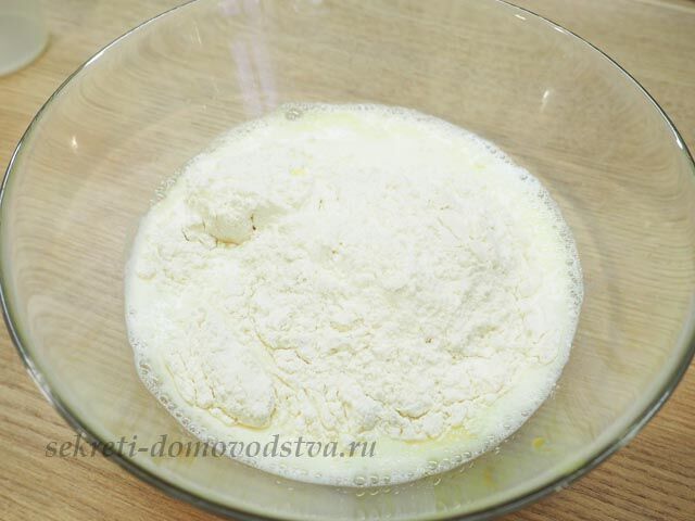Блинчики на минералке и молоке — рецепт тонких блинов с дырочками