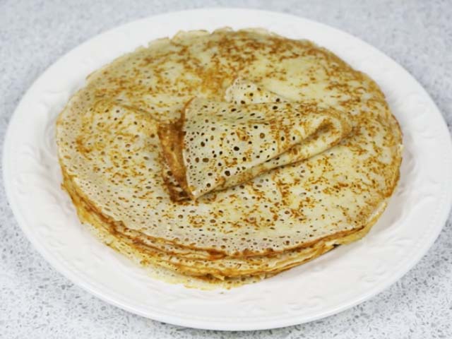 Молочные блинчики с дырочками – тонкие и вкусные ~ 10 простых рецептов