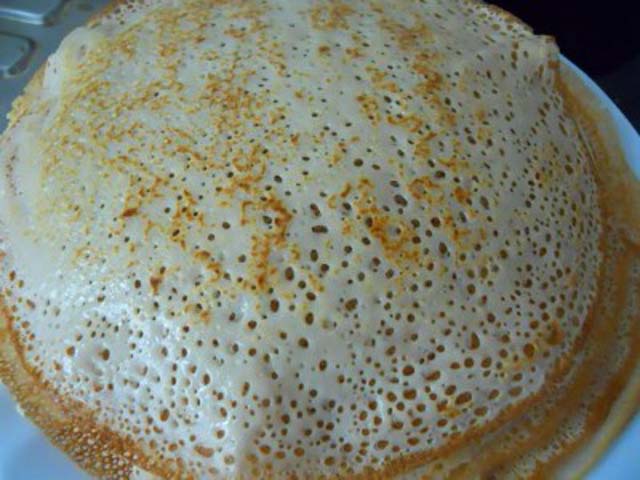 Молочные блинчики с дырочками – тонкие и вкусные ~ 10 простых рецептов