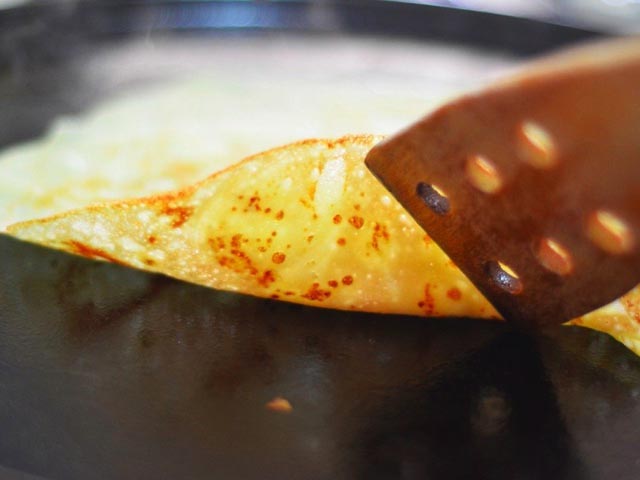 Блинчики на воде – 9 вкусных пошаговых рецептов