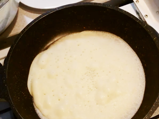 Блинчики на воде – 9 вкусных пошаговых рецептов