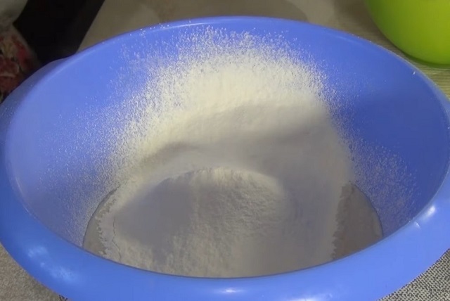 Дрожжевые оладьи на воде – вкусные рецепты блинов