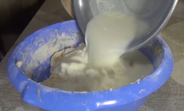 Дрожжевые оладьи на воде – вкусные рецепты блинов