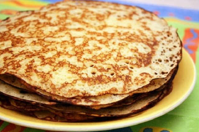 Дрожжевые оладьи на воде – вкусные рецепты блинов