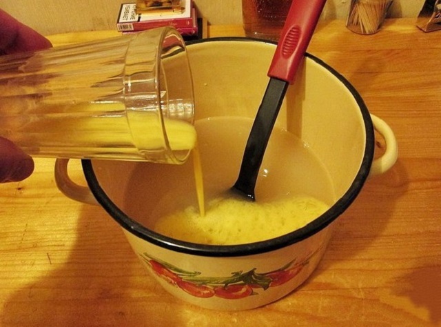 Дрожжевые оладьи на воде – вкусные рецепты блинов