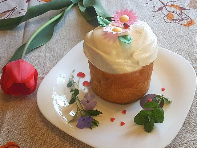 Глазурь для пасхального кулича — 9 лучших рецептов