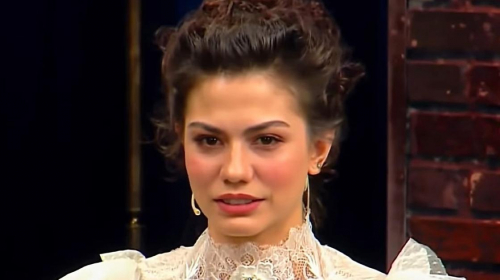 Популярная турецкая актриса, завоевавшая любовь зрителей