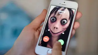 Новая функция в WhatsApp превратилась в страшилку