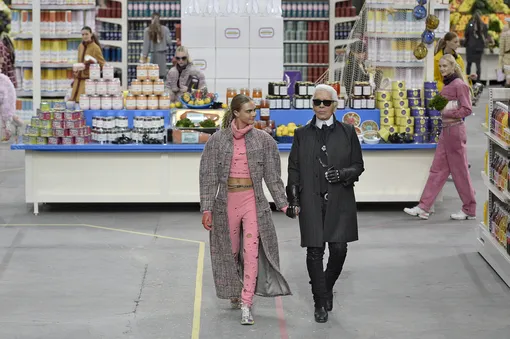 5 самых невероятных сет-дизайнов на показах Chanel