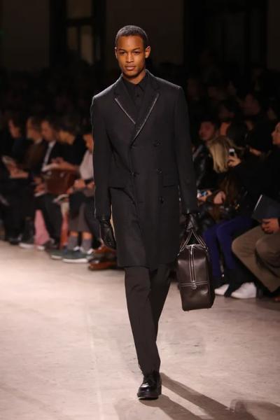 Ушла эпоха: чем нам запомнились 37 лет работы Вероник Нишаньян в Herm&egrave;s