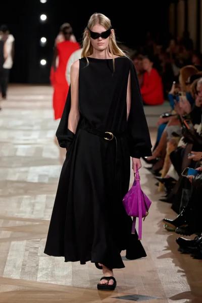 Успех или провал: как выглядит новая глава Balenciaga под руководством Пьерпаоло Пиччоли