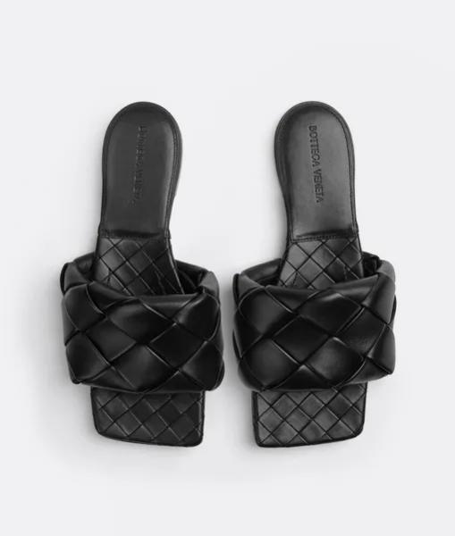 Знакомьтесь: Нина Кристен &mdash; автор самых виральных туфель Loewe и Bottega Veneta и новый дизайнер обуви в Dior