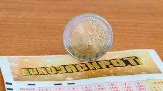 Житель Чехии выиграл 120 миллионов евро в лотерею